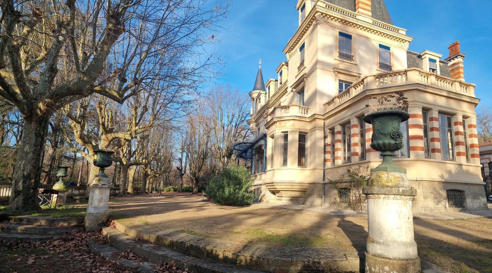 Hotel-Musee Villa Bagatelle Irigny Luaran gambar